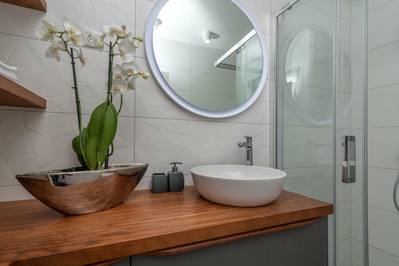 Apartment Ferias Трогір Екстер'єр фото